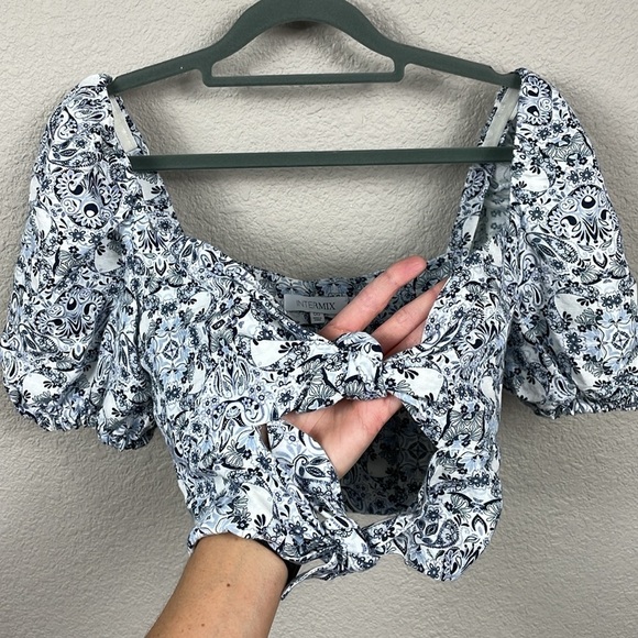 Intermix Janella Two Tie Crop Top Floral Paisley Knot Cut Out Linen Sz 00 - Picture 5 of 13